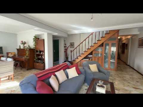 Two-Story Apartment for Sale in Monte Castro