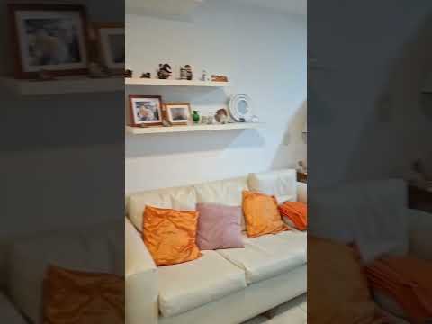 Apartment in Castelar 2 with a garage and terrace-balcony.