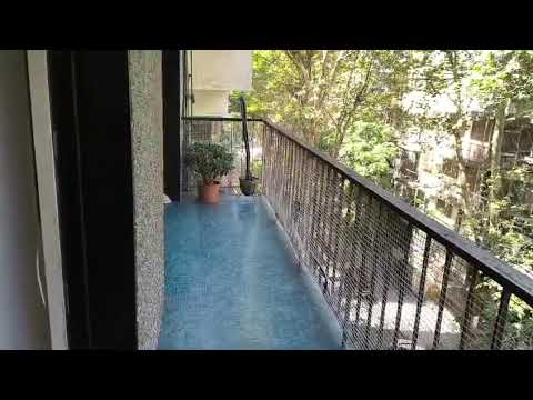 3-Bedroom Apartment for Sale with Maid's Quarters and Balcony in Recoleta