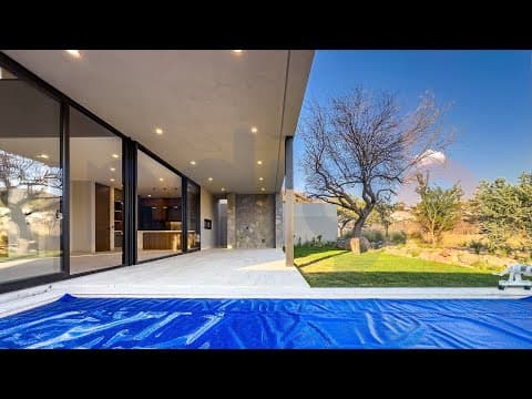 House for Sale in Altozano in the Lago Condominium with a Pool