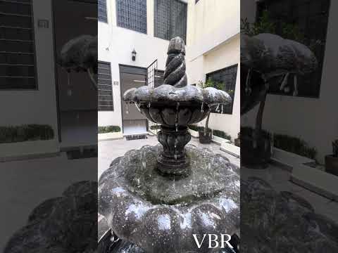 Spacious 110 m² Ground-Floor Office for Rent on Del Valle Street