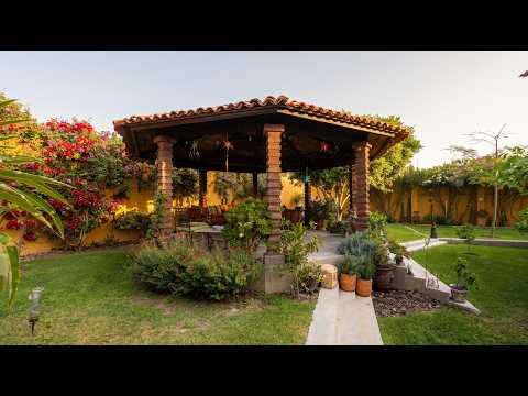 Casa Mariposa: Contemporary Elegance and Outdoor Space in the Frailes Area