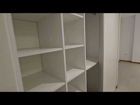 3-bedroom apartment with a balcony in Belgrano, featuring an en suite bathroom and a walk-in closet