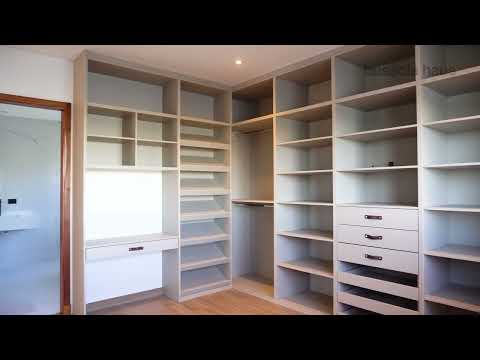 5-room house for sale with a large pond in Vistas Puertos Escobar