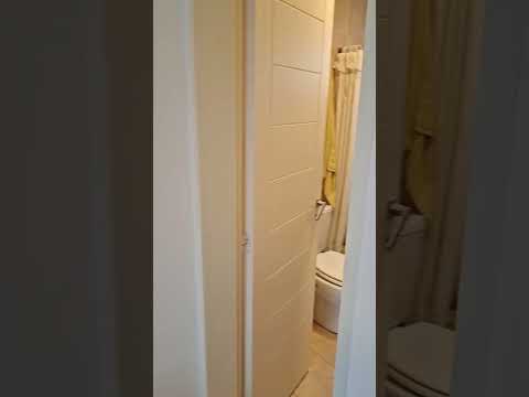 Apartment in Castelar 2 with a garage and terrace-balcony.