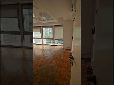 Entire 10th-floor apartment for rent at 100 Reconquista (252 m²) – Two separate wings