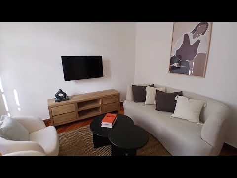 Short-term Rental: 2-Room Apartment in Recoleta with a Spacious Living/Dining Room