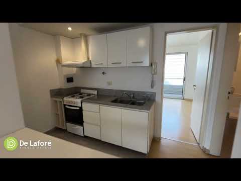 For Sale - 2-room apartment in Victoria with a balcony and a parking space