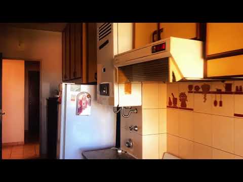Three-room apartment for sale with a garage in downtown San Fernando.