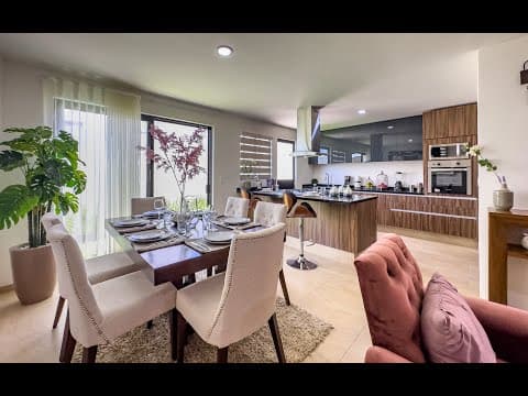 House for Sale in Los Robles Juriquilla in San Isidro Juriquilla (Roble)