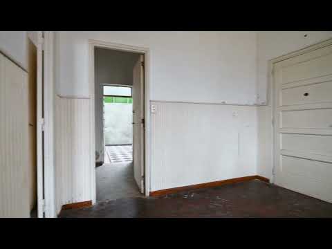 4-room apartment for sale in Saavedra, in need of renovation