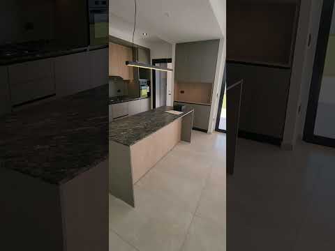 House for sale in the Southern District - M29 - L28 - Lot size: 360 m - Floor area: 180 m