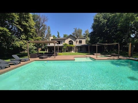 House for Sale - Large 3,000 m² Lot in Pacheco - Financing Available