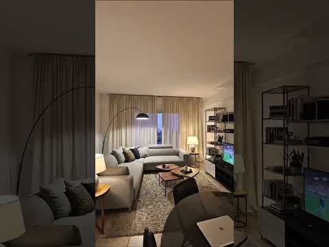 2-room apartment facing the street with a garage