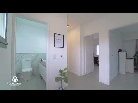 For Sale: House San Pablo 5 with a concrete parking lot and a carport.