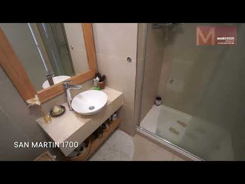 Large studio apartment (can be divided), full bathroom, full amenities