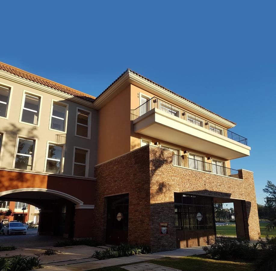 Brand-new 1- or 2-bedroom apartment - SUITABLE FOR PROFESSIONAL USE - Caamaño