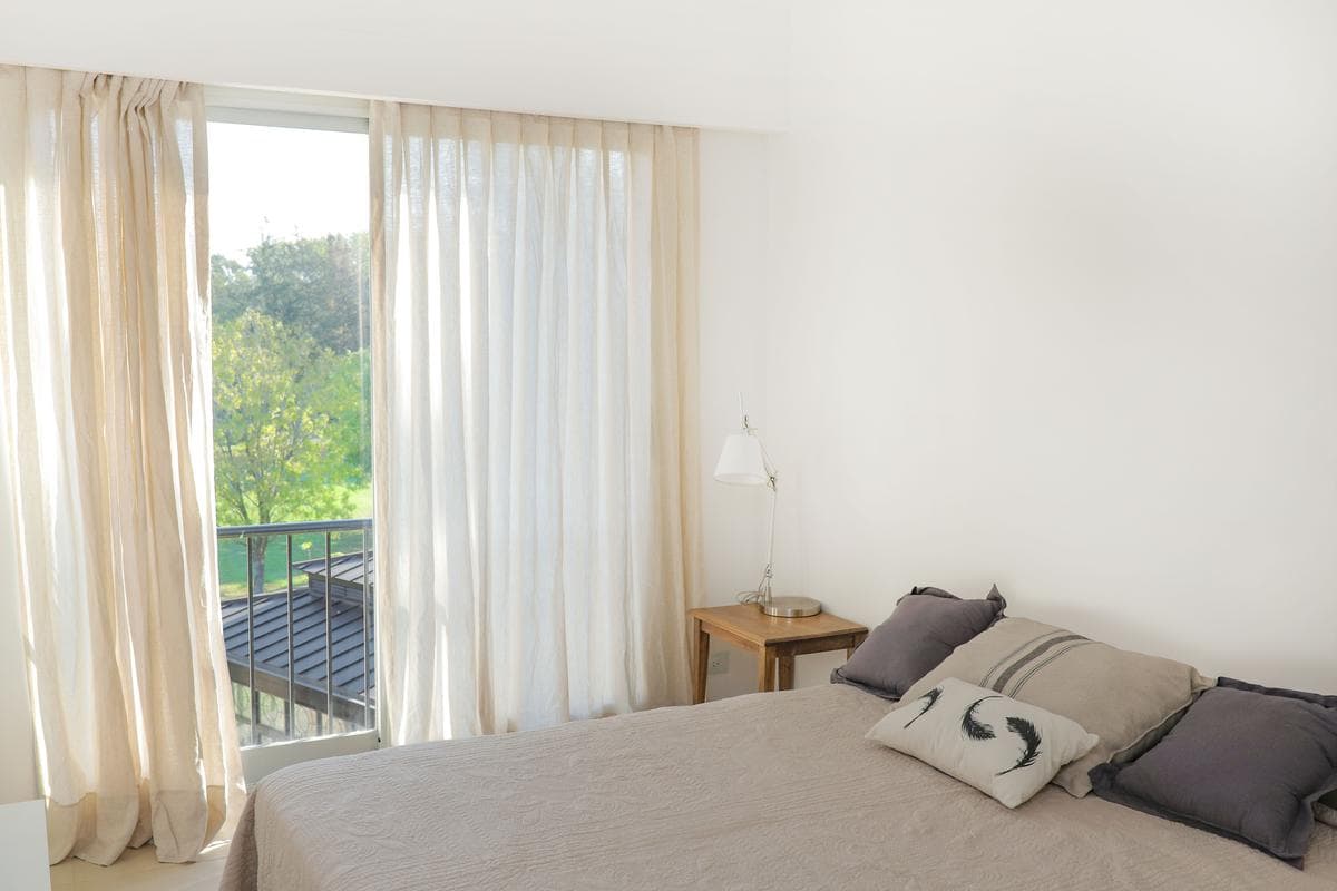 Brand-new 1- or 2-bedroom apartment - SUITABLE FOR PROFESSIONAL USE - Caamaño