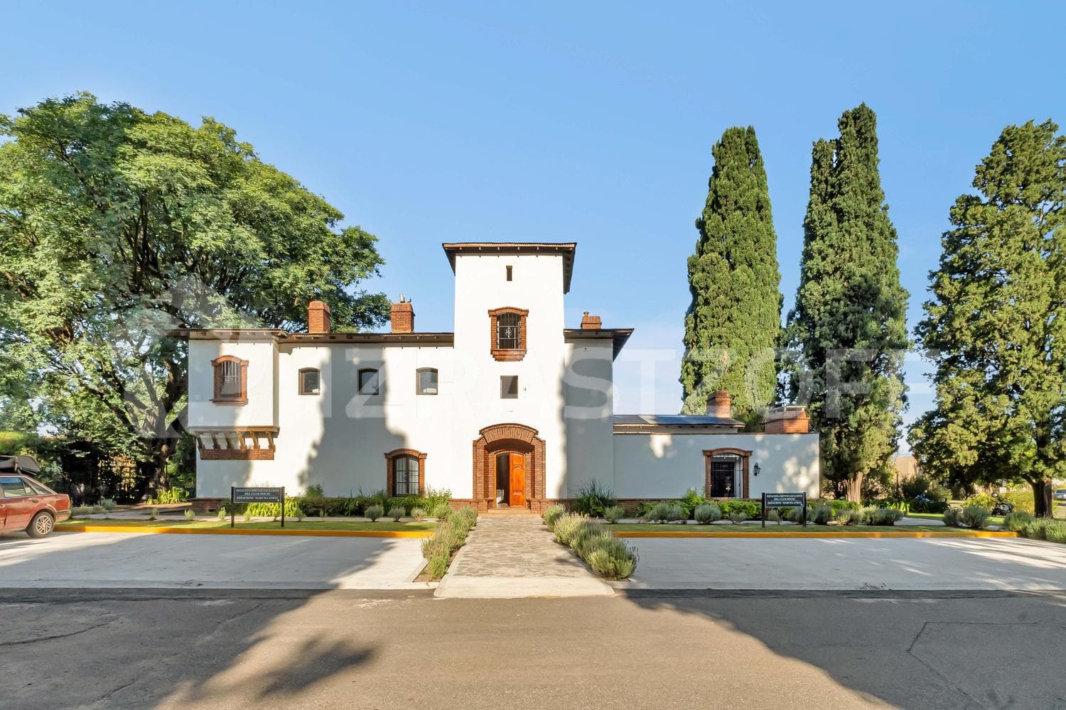 Great Deal!! House for Sale in Manzanares Chico