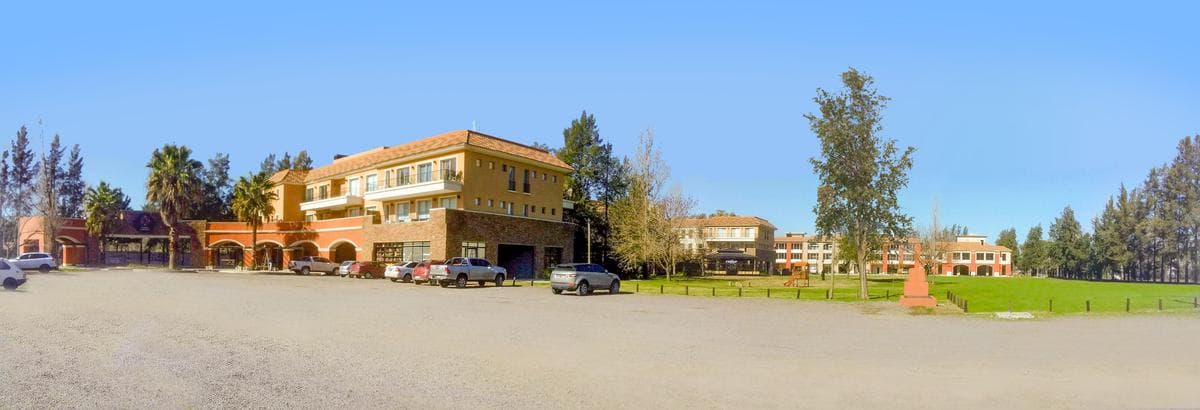 Brand-new 1- or 2-bedroom apartment - SUITABLE FOR PROFESSIONAL USE - Caamaño