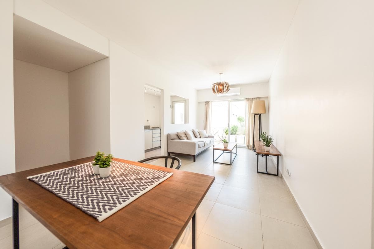 Brand-new 1- or 2-bedroom apartment - SUITABLE FOR PROFESSIONAL USE - Caamaño
