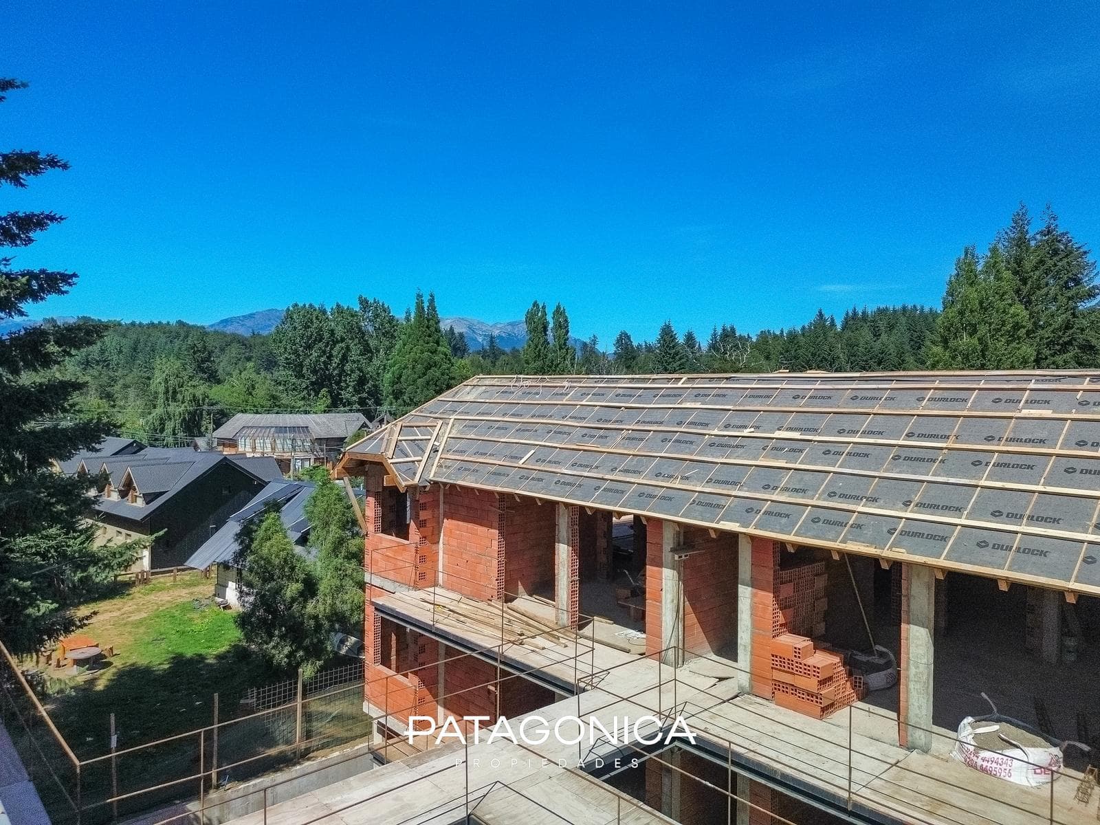 FOR SALE: 56-square-meter 1-bedroom apartment on the first floor in Domo II, Villa La Angostura