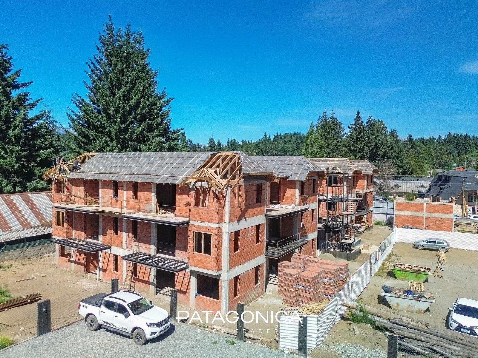 FOR SALE: 56-square-meter 1-bedroom apartment on the first floor in Domo II, Villa La Angostura