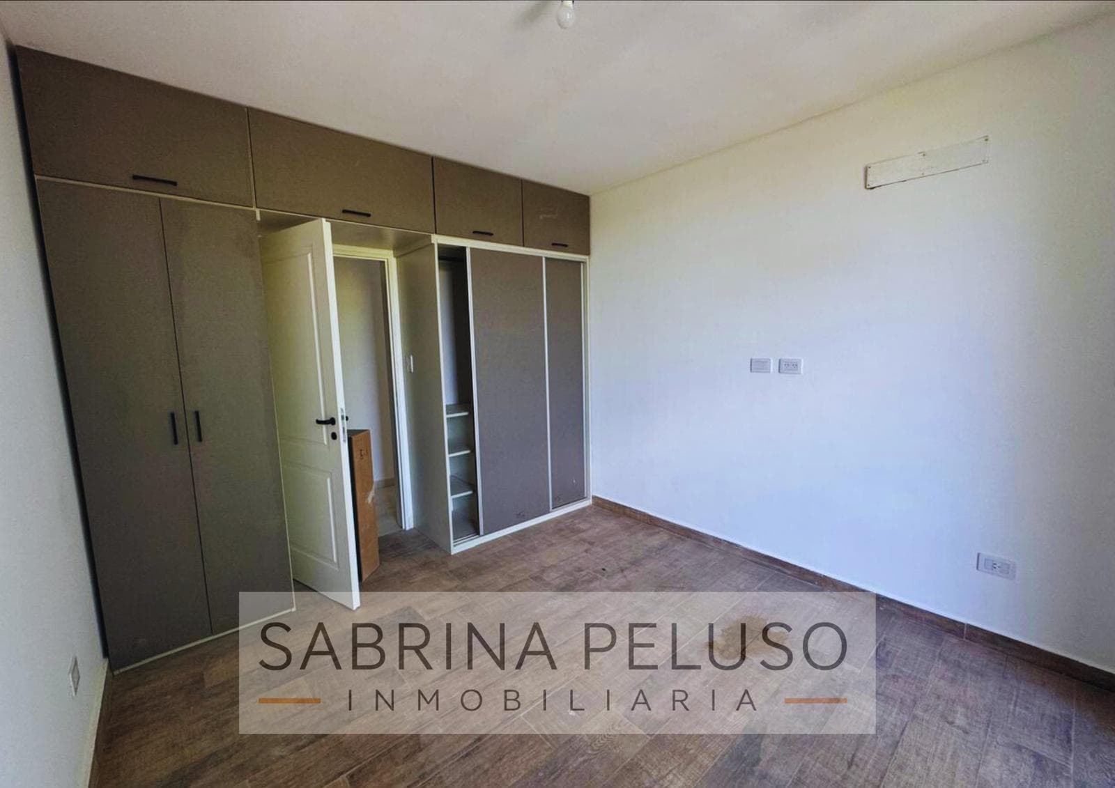 APARTMENTS FOR SALE IN DOWNTOWN MORENO - Rivadavia