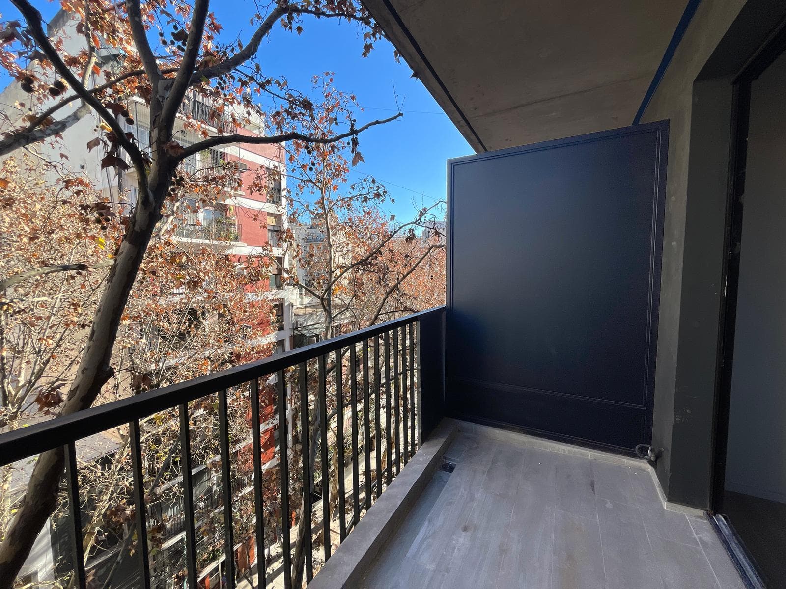 One-room apartment for sale in Almagro