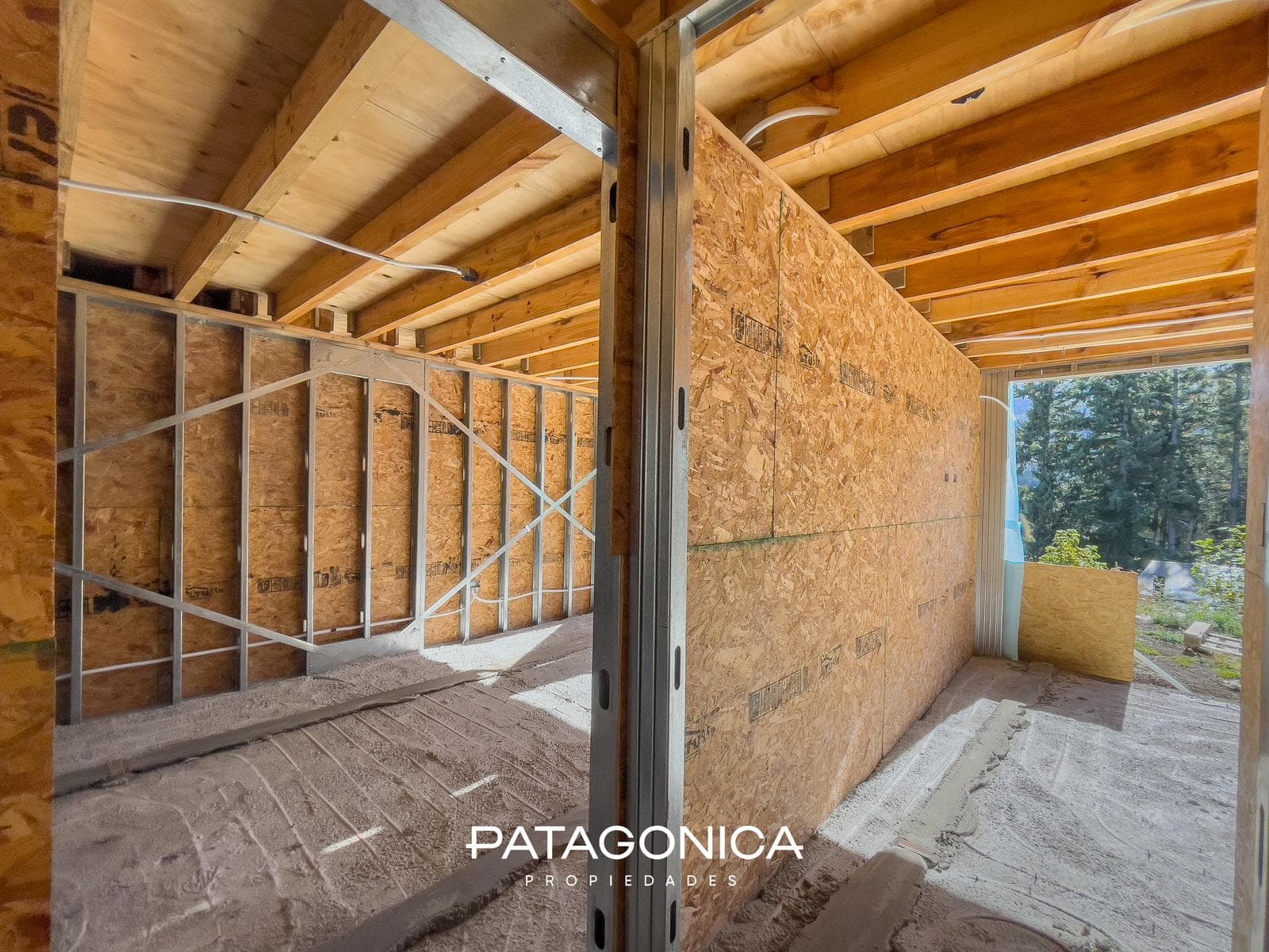 Brand-New Premium 6-Room Apartment with 3 Bedrooms and a Lake View in Bahía Manzano, Villa La Angostura