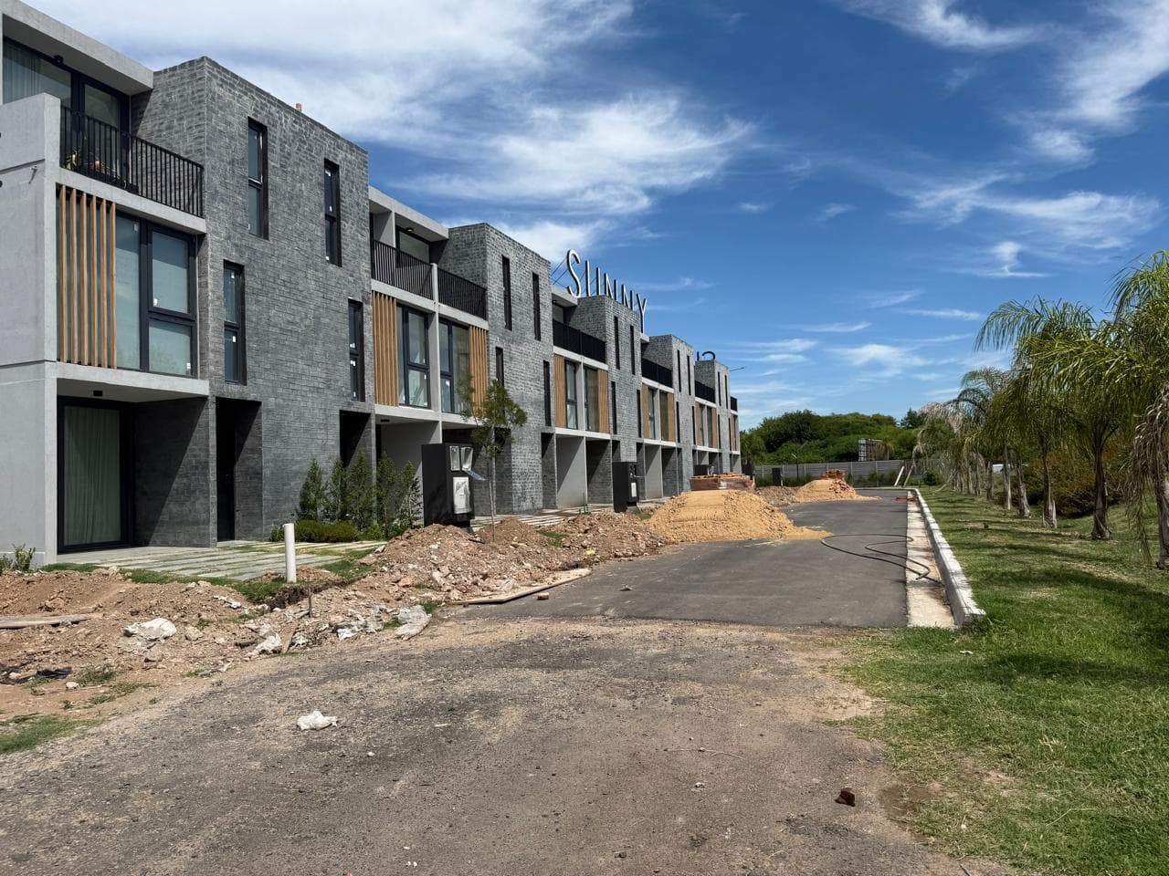 4-Room Apartment in Sunny Tigre - Brand-New