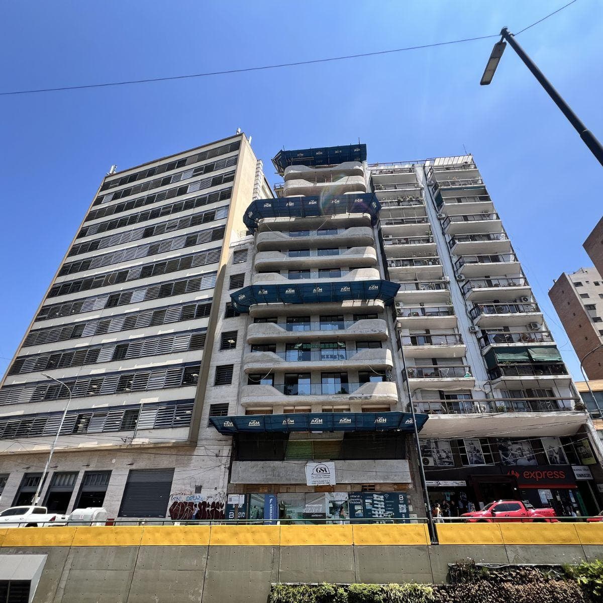 One-room apartment in Palermo with a balcony