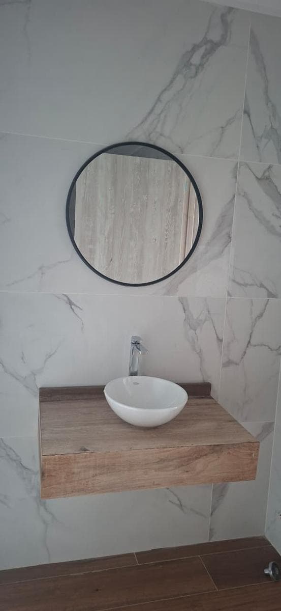 Brand-new apartment on Av. Caseeros in the 700s