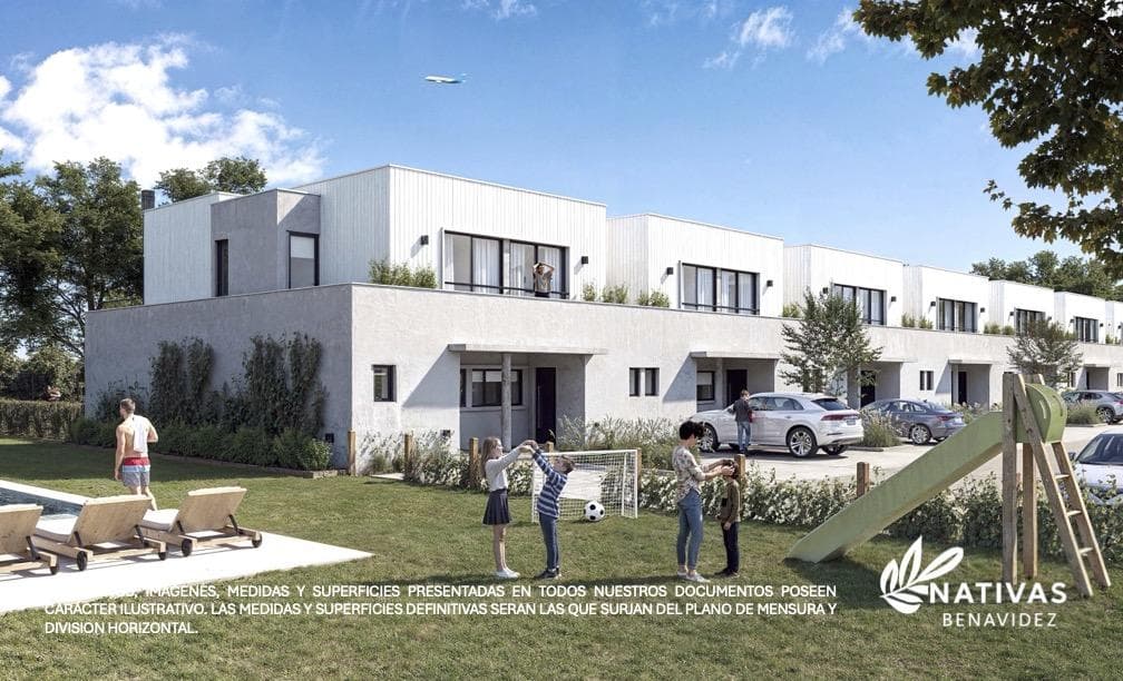 3-Room House/Duplex for Sale in Pozo with Financing Available