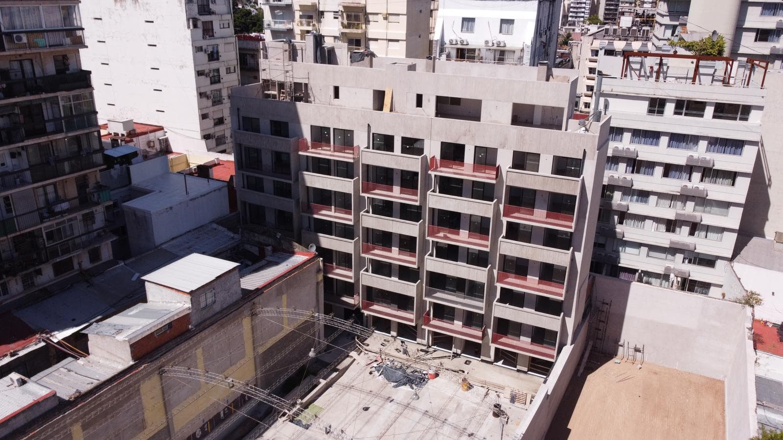One-Bedroom Apartment with a Balcony in Almagro
