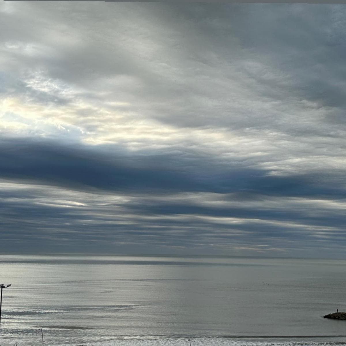 OCEAN-VIEW APARTMENT IN POZO, MAR DEL PLATA