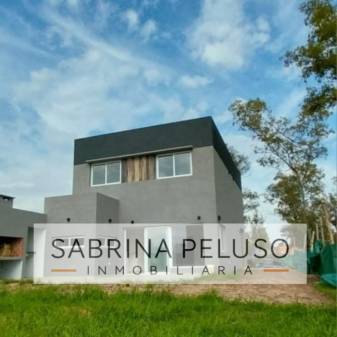 HOUSE FOR SALE in Alvarez del Bosque, MORENO