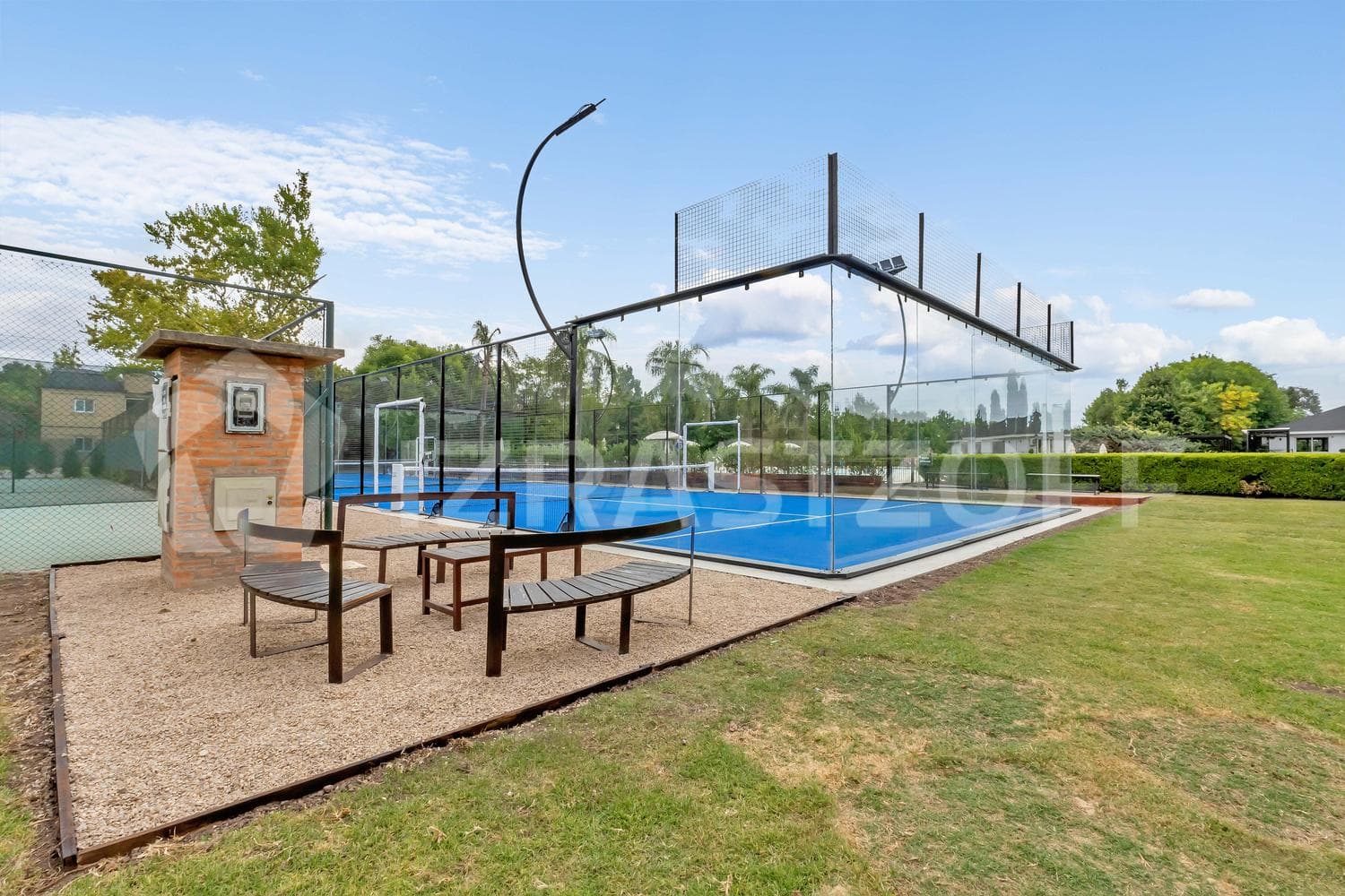 Short-Term Rentals at Club de Campo Pueyrredón