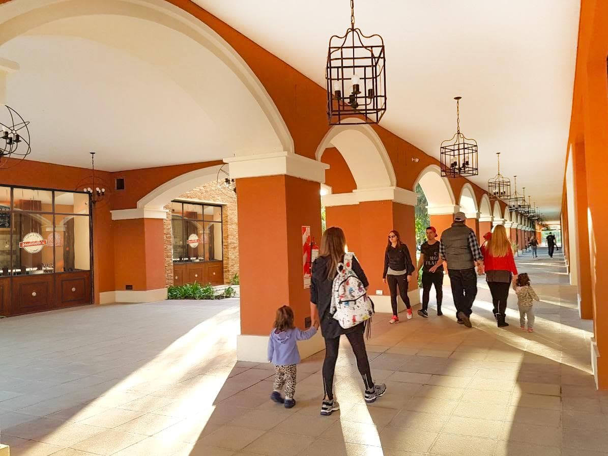 Brand-new 1- or 2-bedroom apartment - SUITABLE FOR PROFESSIONAL USE - Caamaño