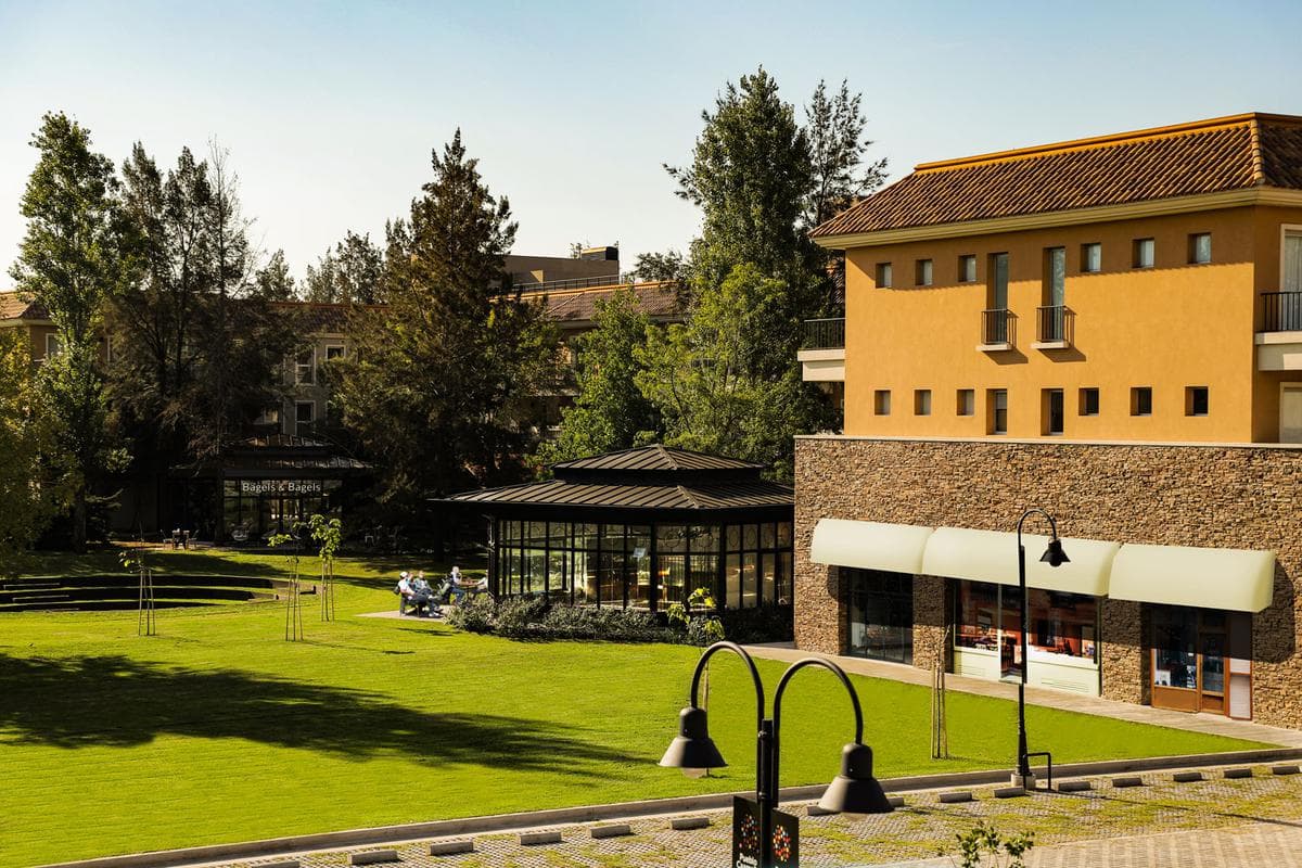 Brand-new 1- or 2-bedroom apartment - SUITABLE FOR PROFESSIONAL USE - Caamaño