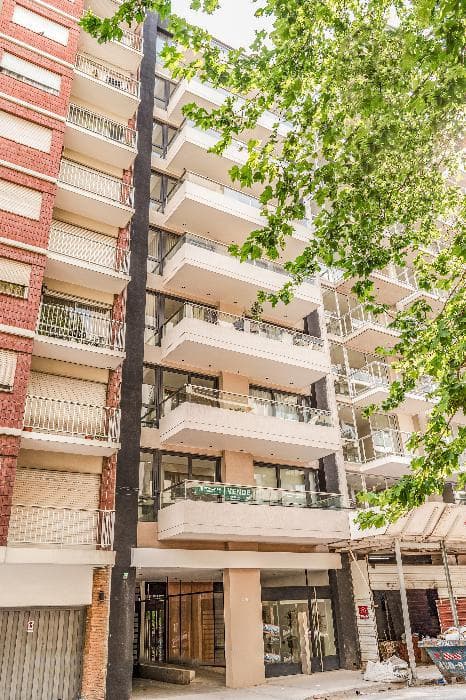 PISO CATEGORIA COCHERA DOBLE A ESTRENAR PLAZA MITRE