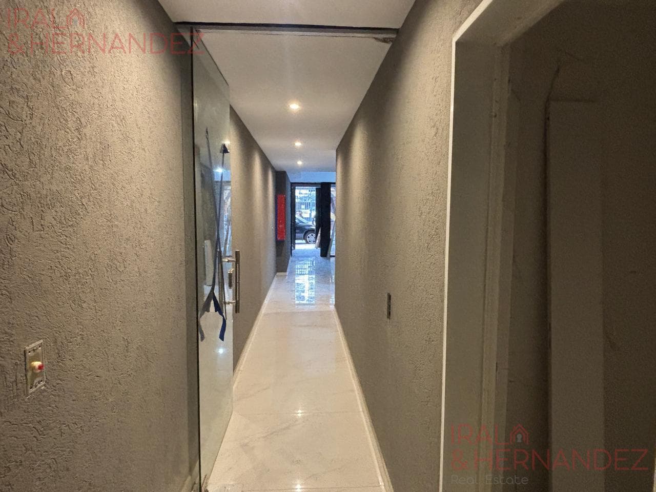 2-Room Apartments for Sale in Tribunales