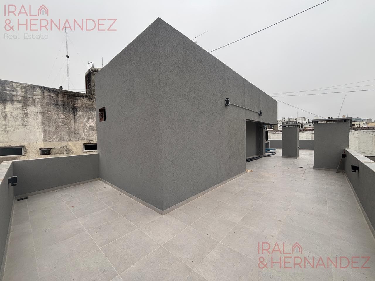 2-Room Apartments for Sale in Tribunales