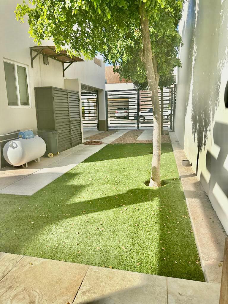 House for sale in La Rioja Poniente, Hermosillo Residential Area, Sonora.