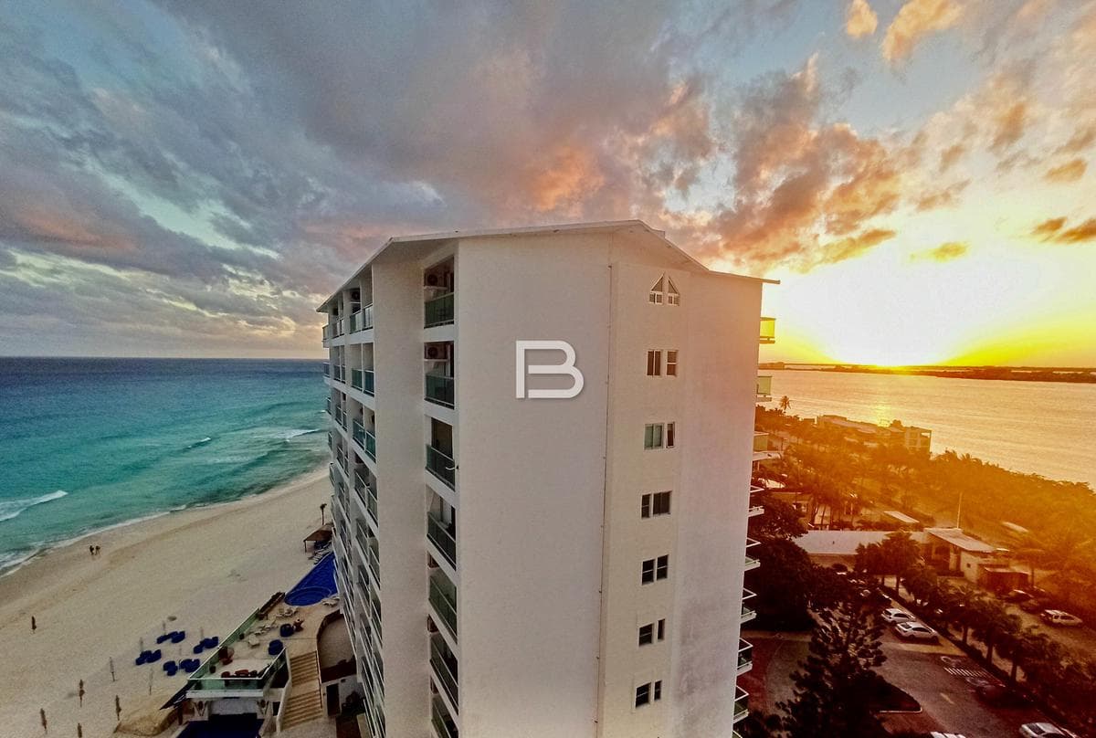 Penthouse in Cancún's Hotel Zone for Sale