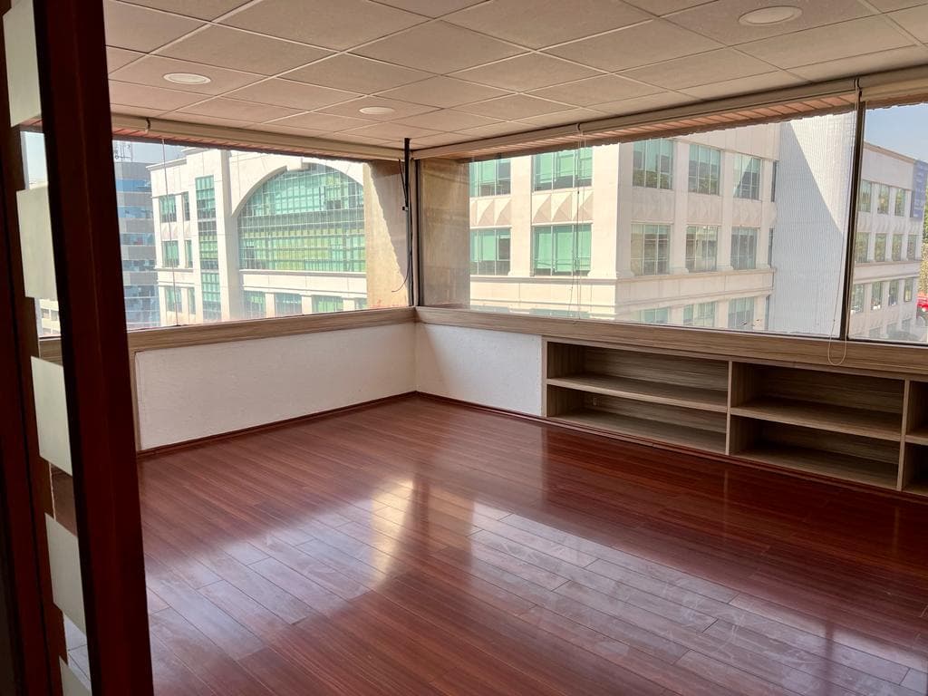 Office for rent in Bosques de las Lomas