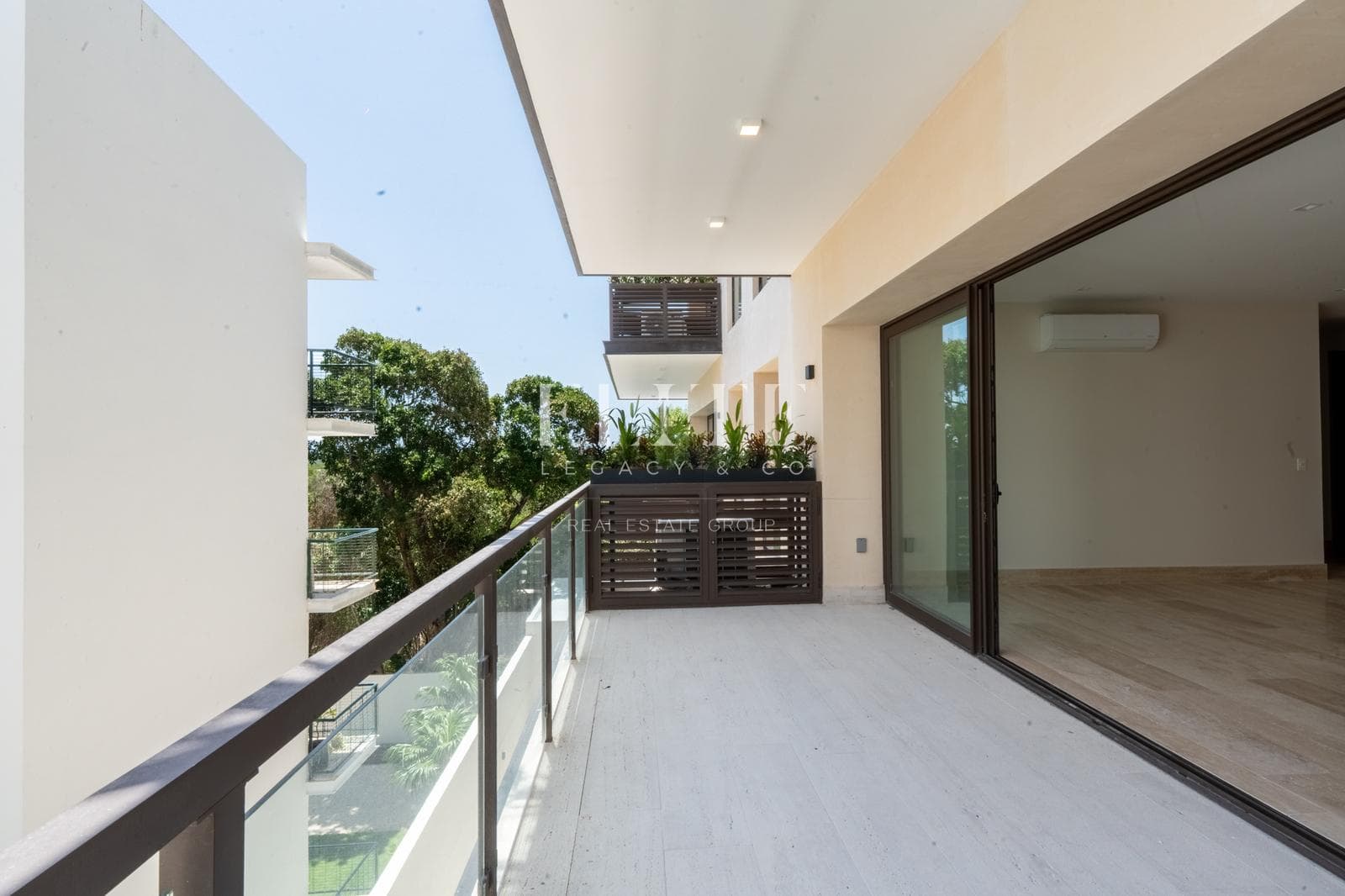 Departamento en Venta y Renta de 3 recámaras en Hodela SM 11