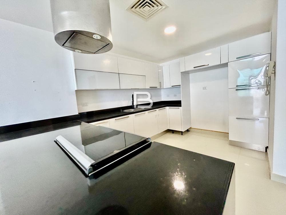 Puerto Cancún Maioris Apartment for Sale
