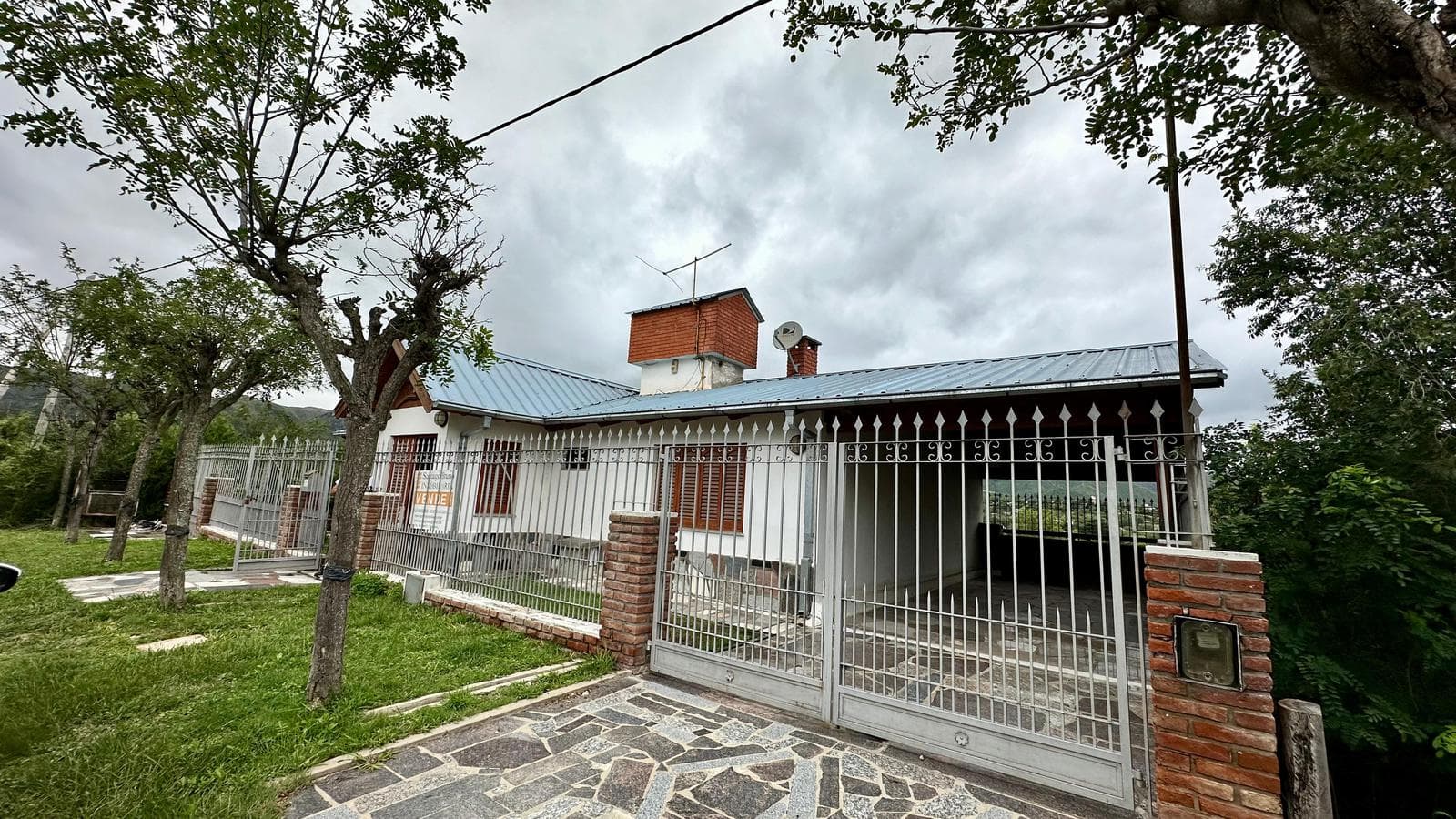 Beautiful villa located in Villa Giardino