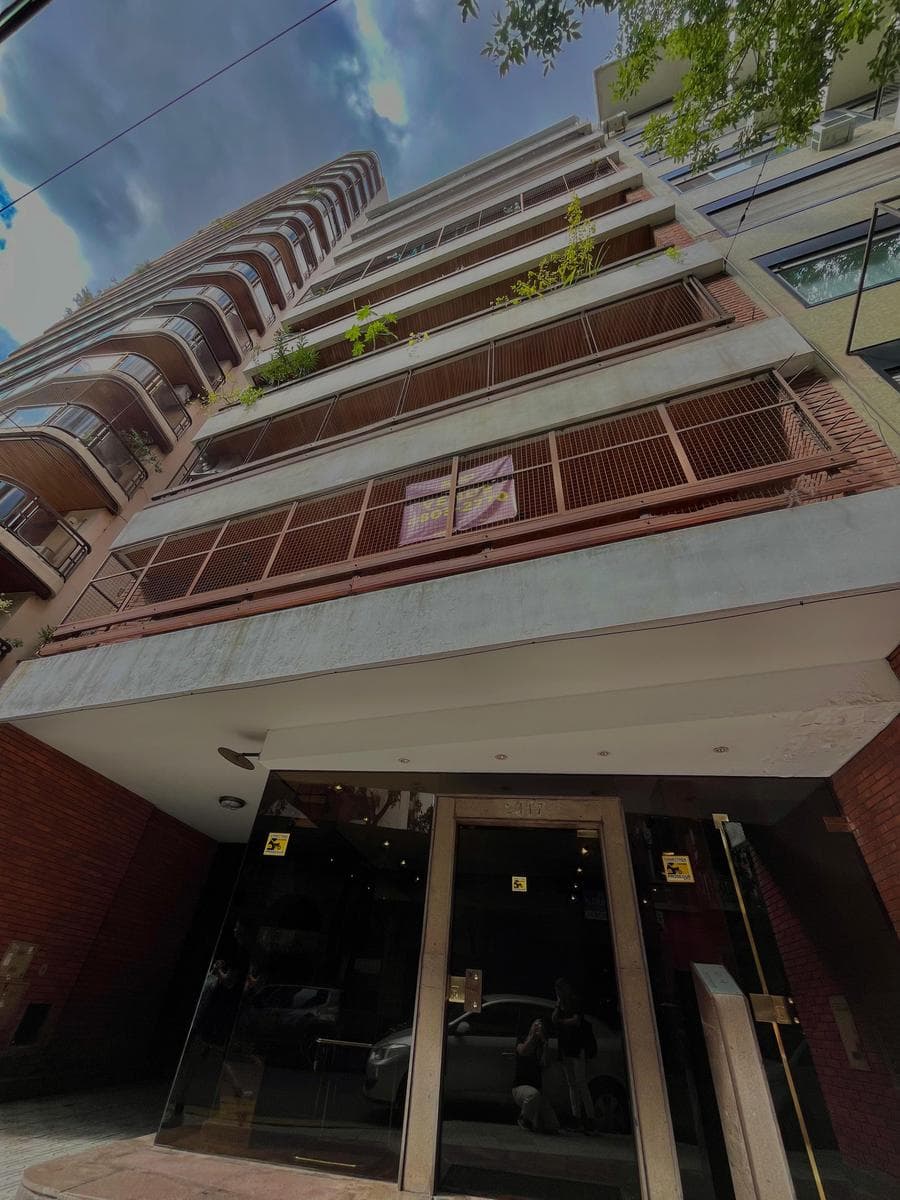 Excellent apartment for sale just steps from the Botanical Garden.